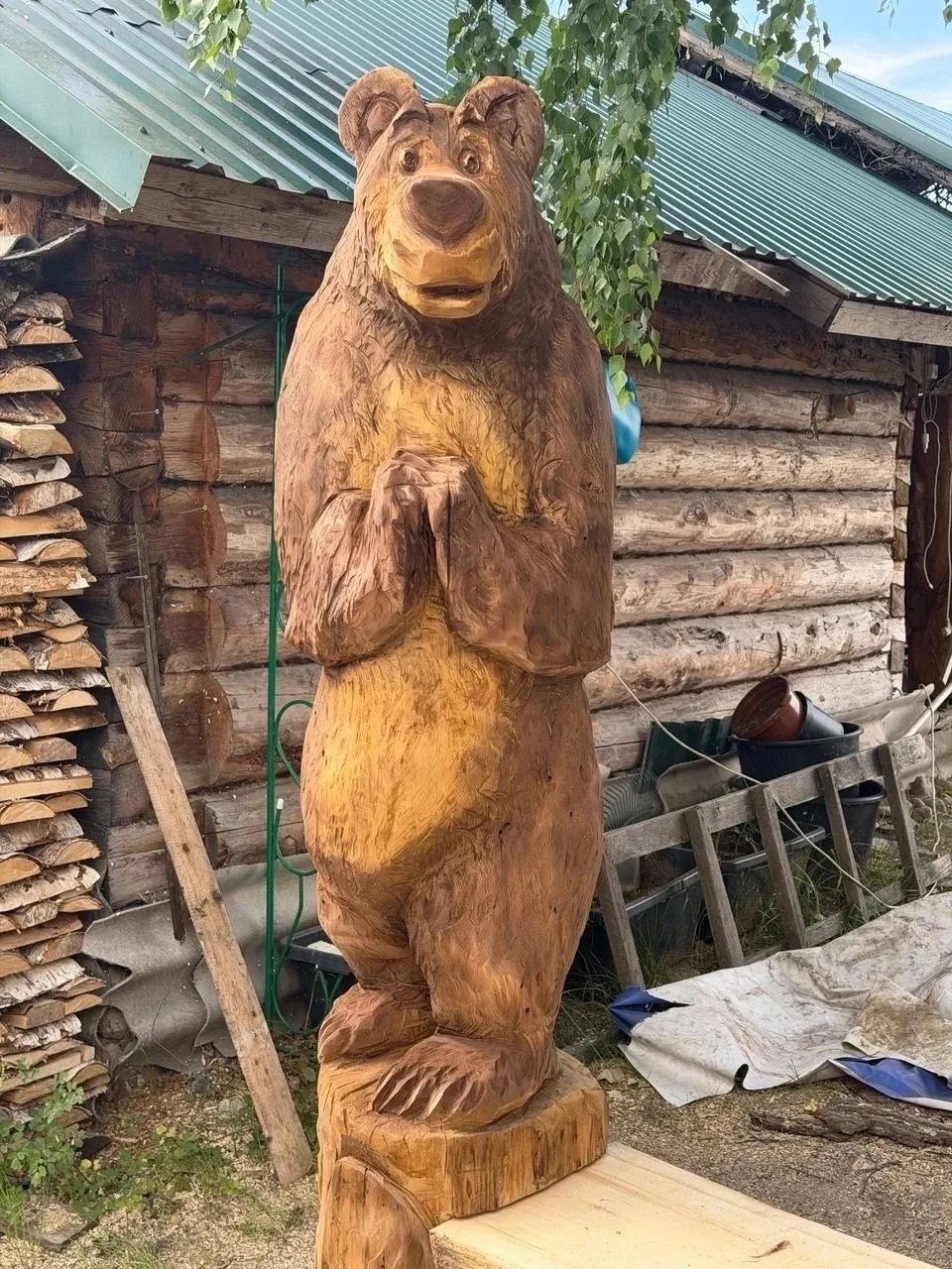 🐻❤ Машенька и медведь от вельского мастера Виктора Федяевского!

Какая прелестная скамья получилась