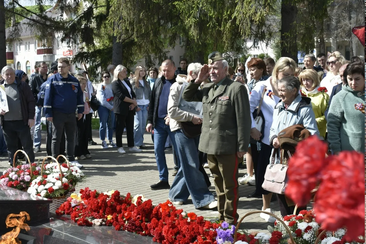 📸Фото альбом с сегодняшнего мероприятия, посвященного празднованию Дня Победы, по ссылке https://vk.