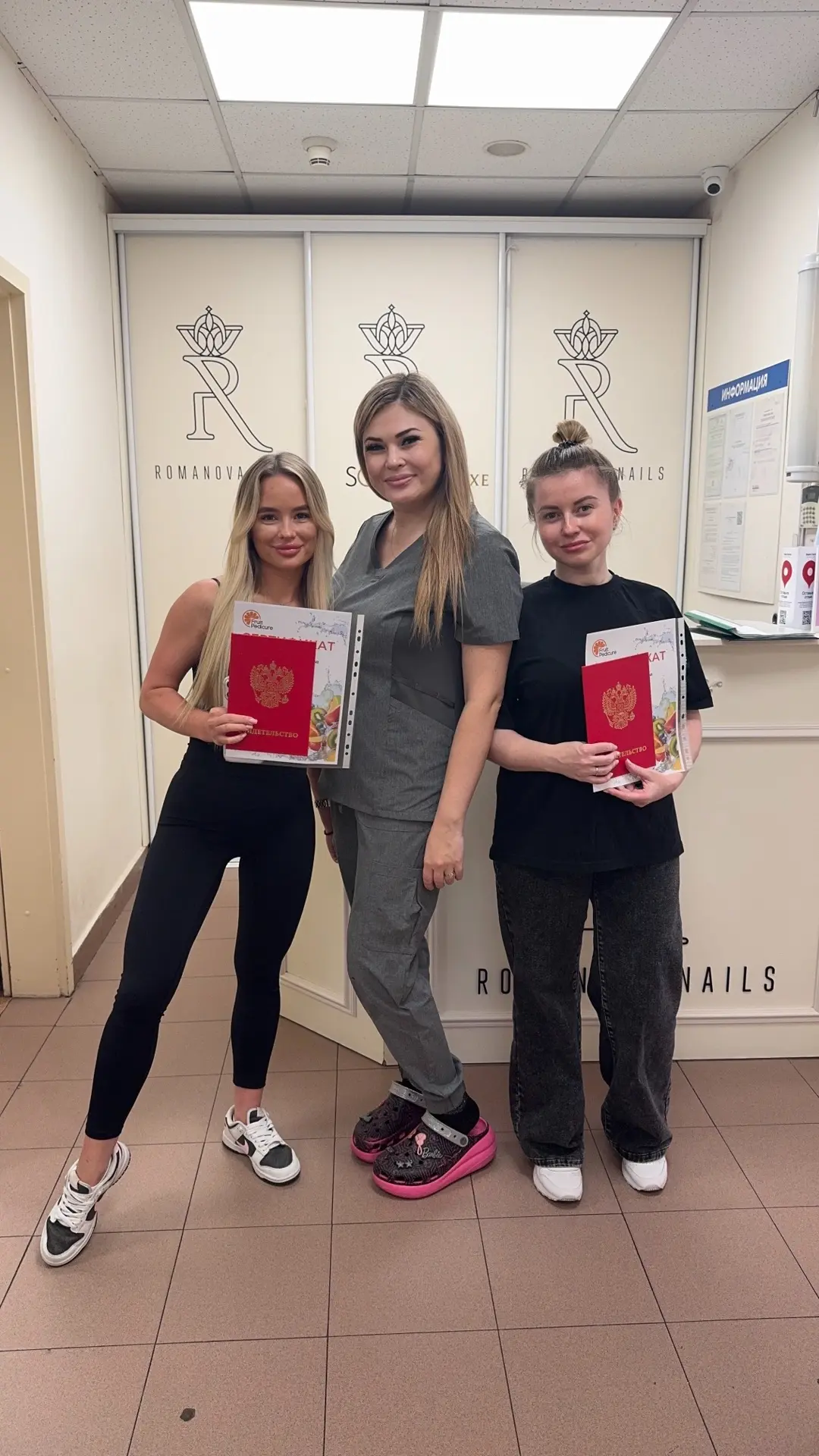 Сегодня провела очередной курс по Fruit Pedicure 🍊