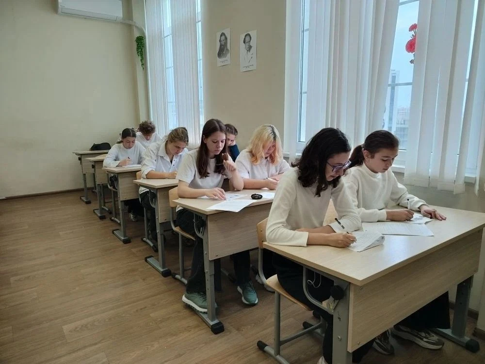 📌Сегодня наши учащиеся пишут последний ВПР в этом учебном году.  Позади — дни подготовки, переживани