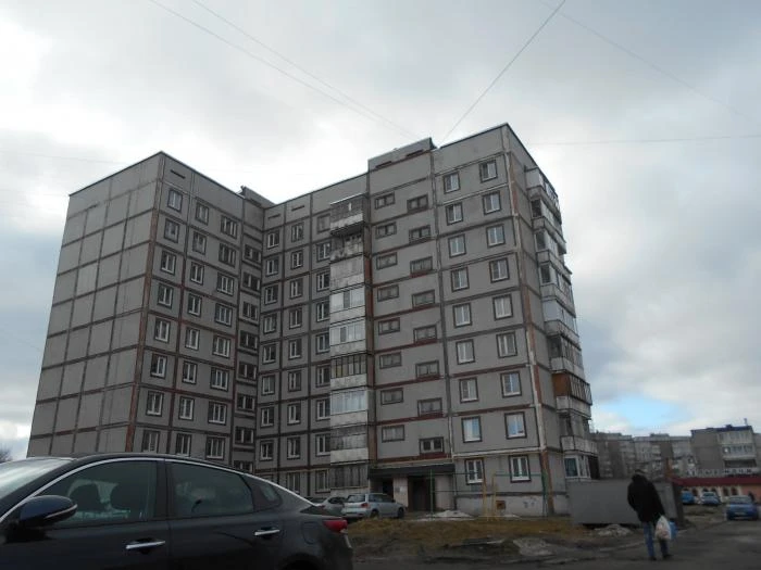 900 тысяч рублей в никуда.

Получил обращение от жителей дома №54 по Октябрьскому проспекту. Ситуаци