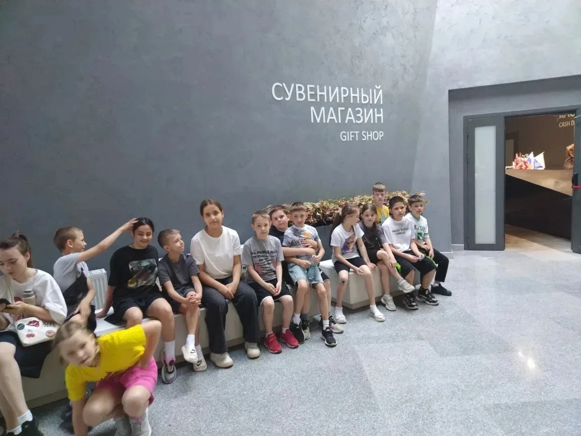 🚌 Сегодня, ребята из 3 «А» и 3 «Е» классов вместе  с классными руководителями  Мирославой Ивановной 