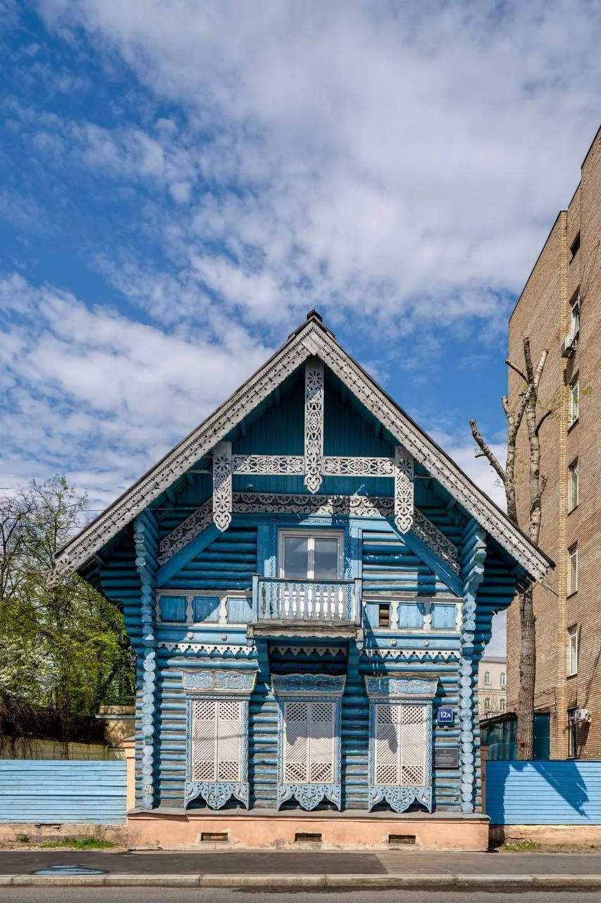 🏡 Погодинская изба — самая необычная русская «сказка» в центре Москвы