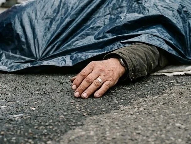 В Волгодонске на проспекте Строителей утром 30 сентября умер 79-летний мужчина.