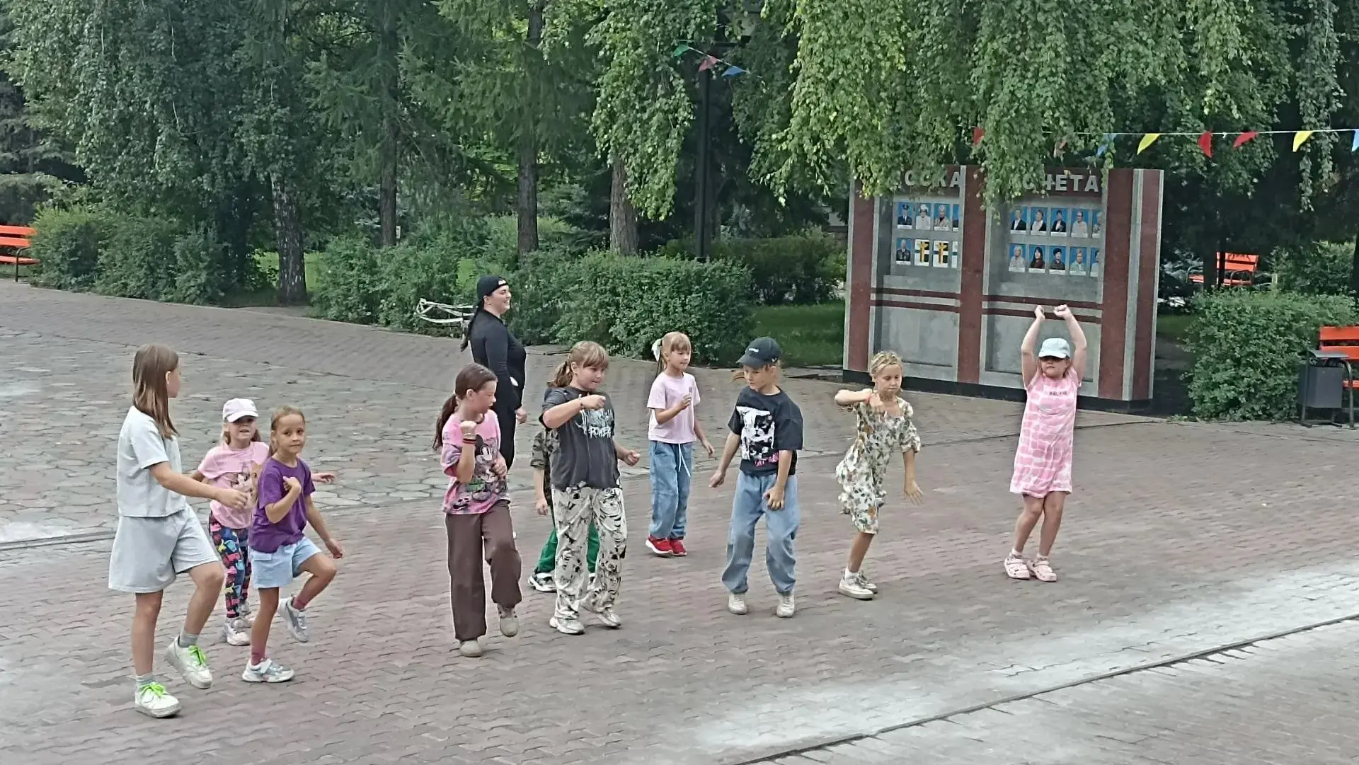 😎 На каникулах нам не приходиться скучать!

🎉 Сегодня состоялась игровая программа "Каникулы Пати"