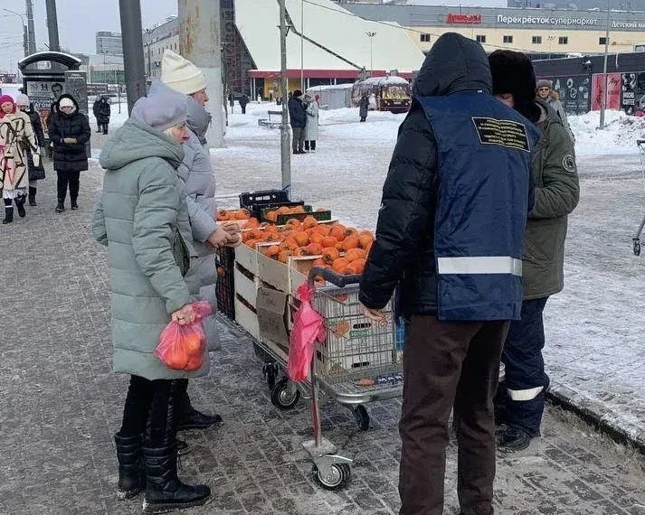 ⚔ Незаконная торговля пресечена в Приморском и Выборгском районах  Сотрудниками Комитета проведены п