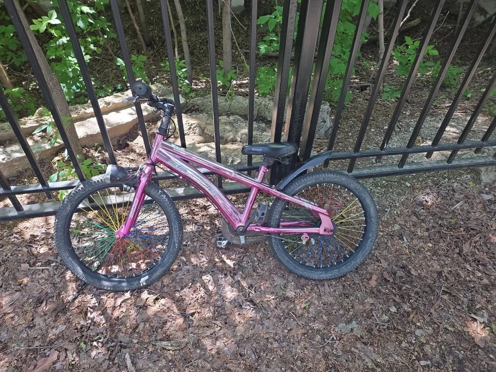 🚴‍♀️В Детском парке по улице Тополиной были найдены велосипед и цепочка.

☎Обращаться по телефону +