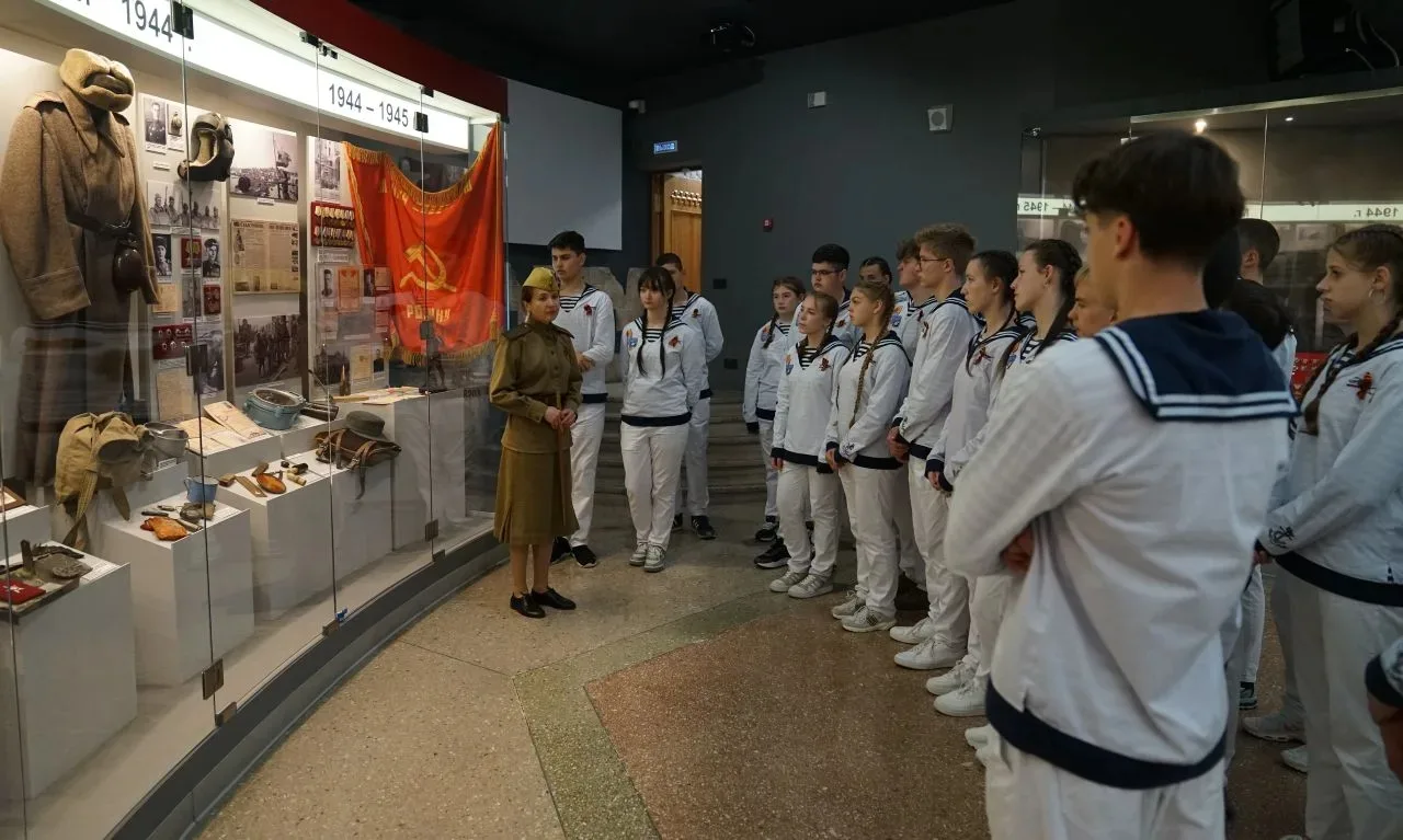 На Мемориальном комплексе «Сапун-гора» прошло трогательное и важное мероприятие «Их имена навеки в п