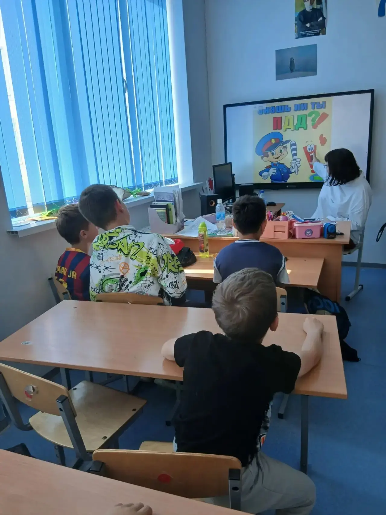 🚦 День 15: Безопасность и драйв! 

Пятнадцатый день нашего школьного лагеря выдался невероятно насы