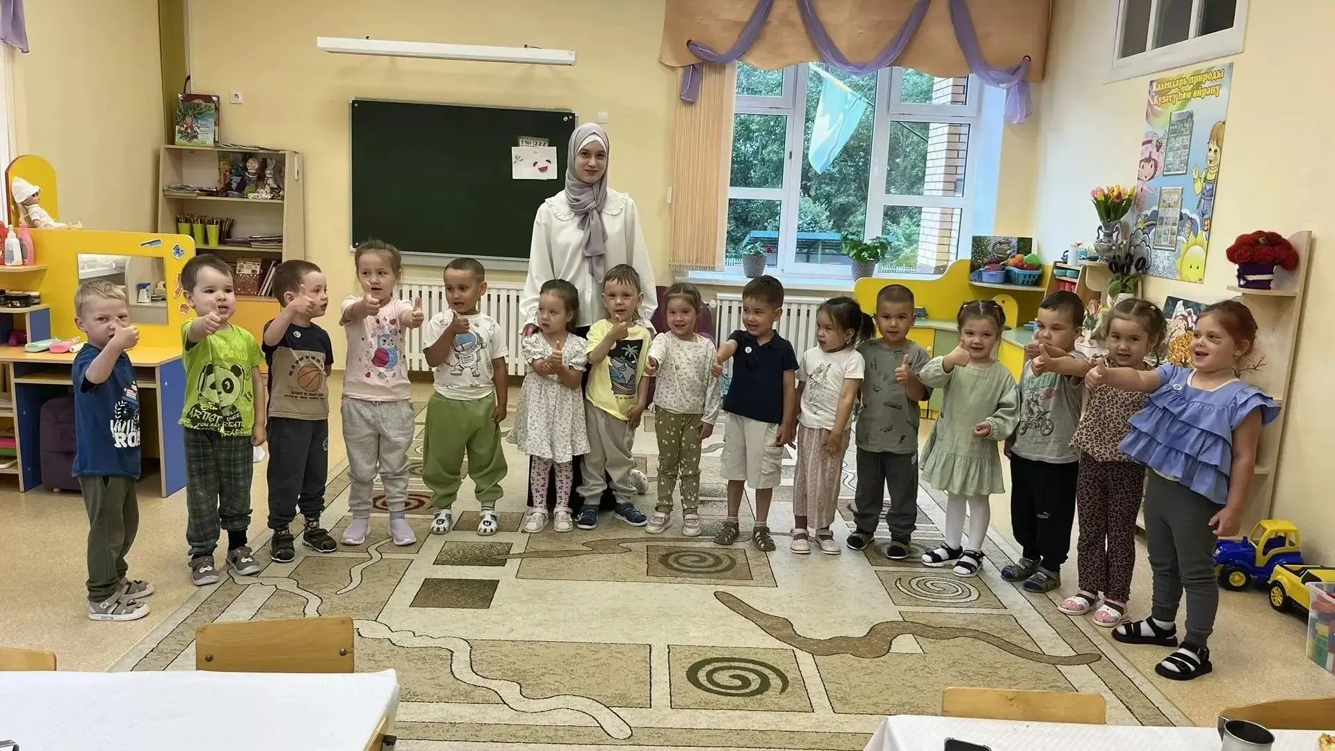 🌷Лиана Тимергалиева: “Балалар бакчасында эшләү - киләчәк юлымны билгеләде”