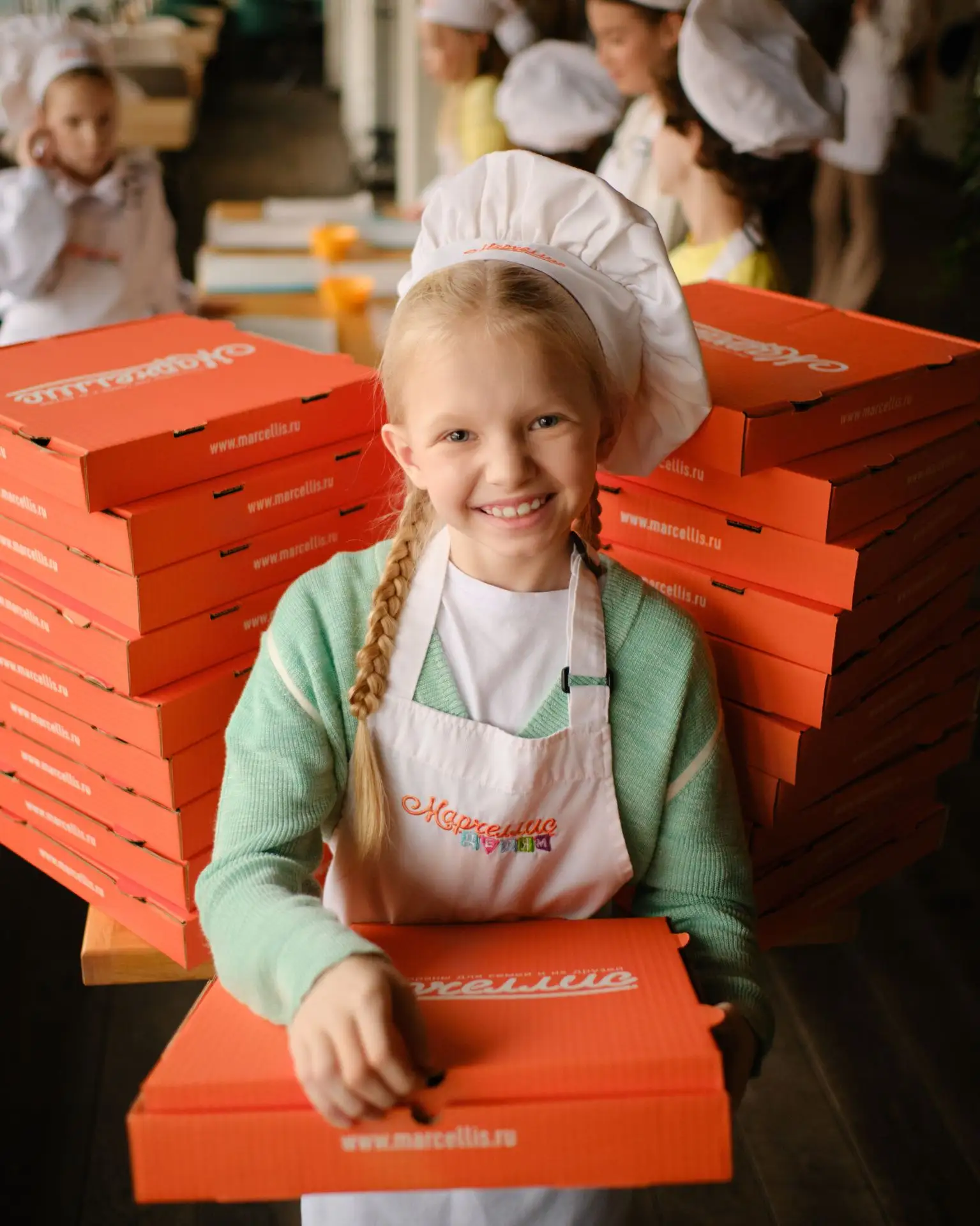 🍕 Готовим пиццу с митболлами в это воскресенье!