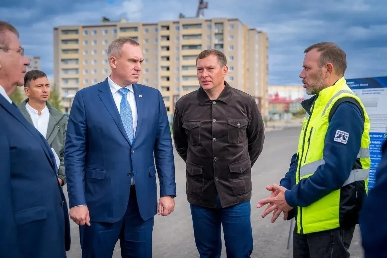 Руслан Кухарук, губернатор Югры, оценил проведение работ по благоустройству и строитель...