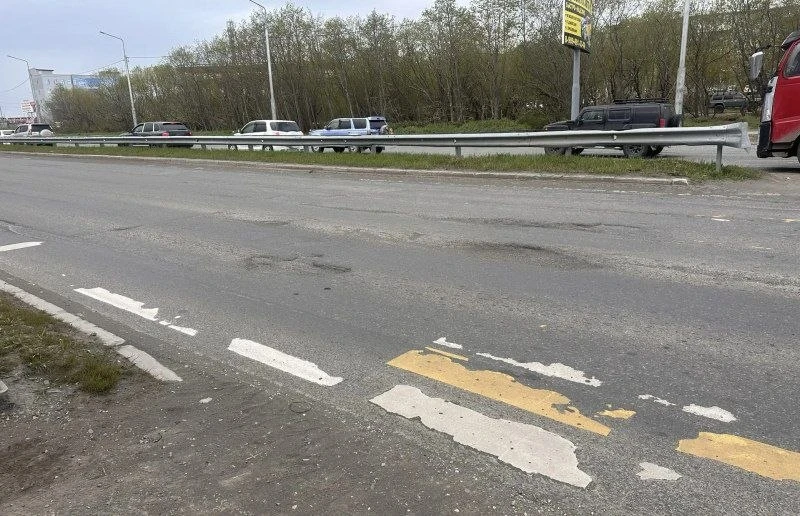 Губернатор назвал критическим состояние дороги на выезде из Петропавловска

Владимир Солодов лично п