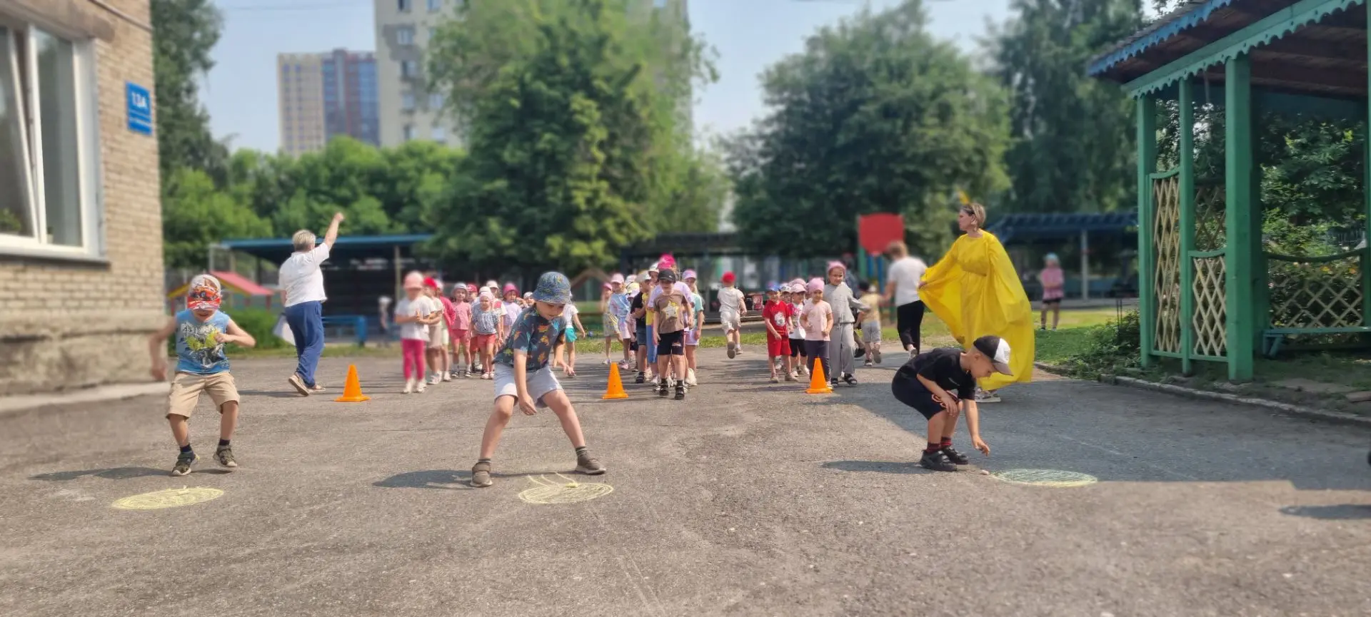 💦 💨 ☀
 В нашем детском саду прошло замечательное спортивное мероприятие под названием «Солнце, воз