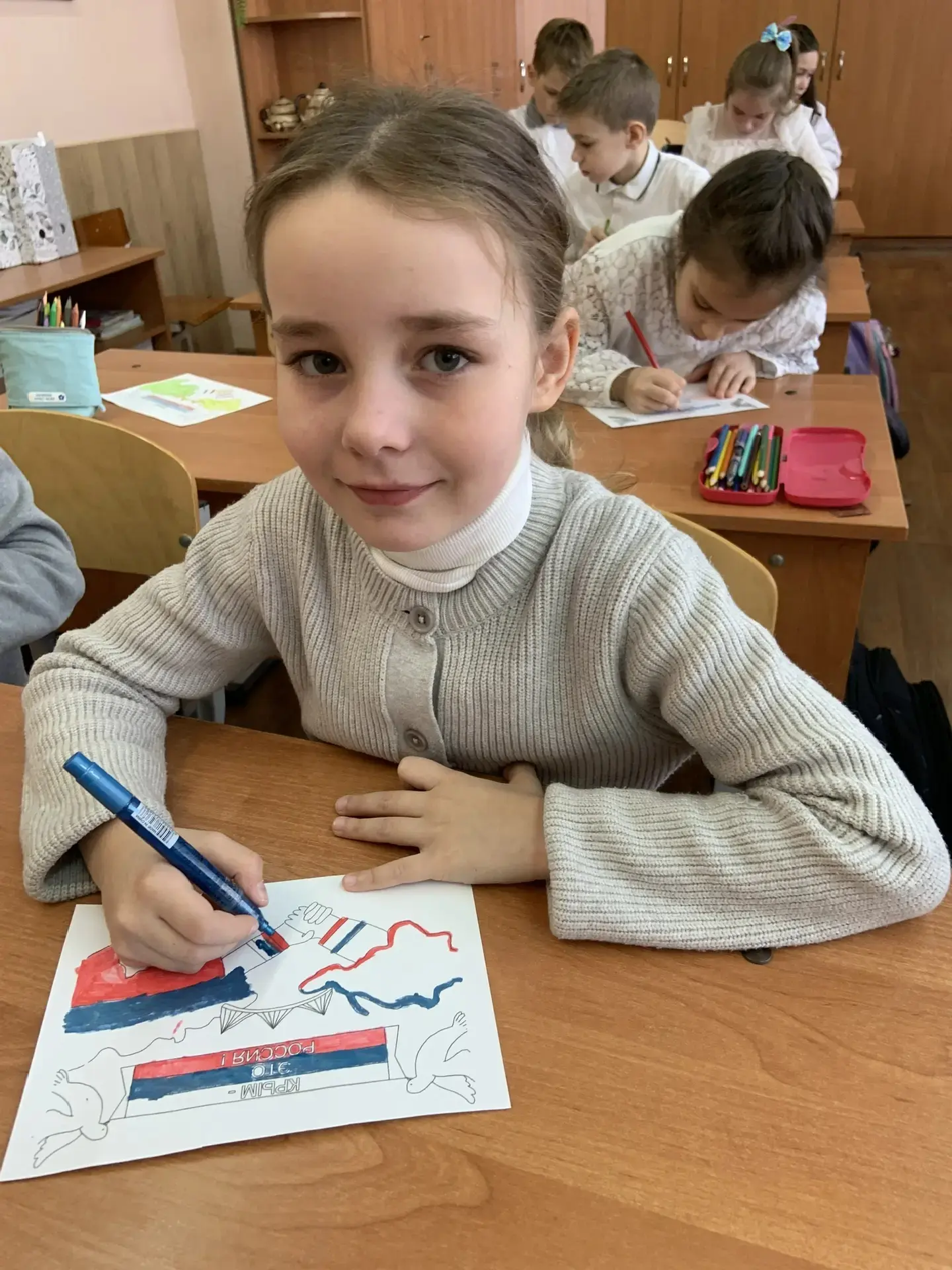 Крымская весна в красках 2-А класса! 🎨☀️  В преддверии праздника воссоединения Крыма с Россией в наш