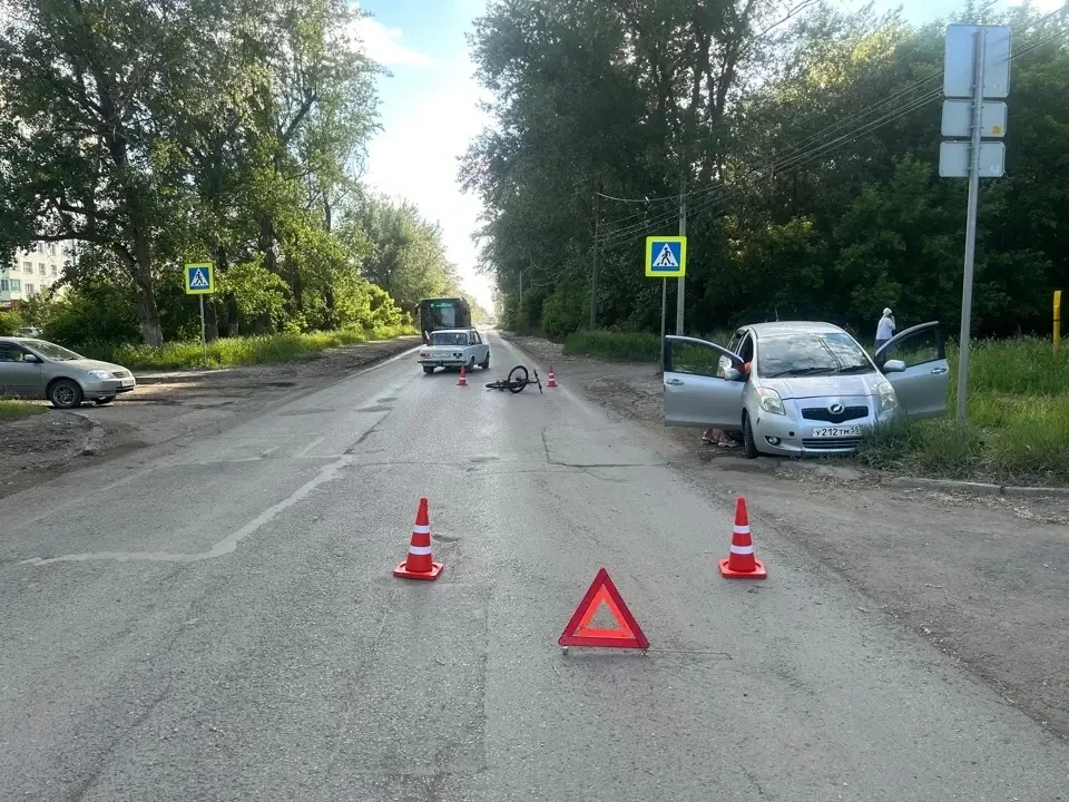 Вчера в 19:00 часов в Госавтоинспекцию поступило сообщение о ДТП, в котором пострадал р...