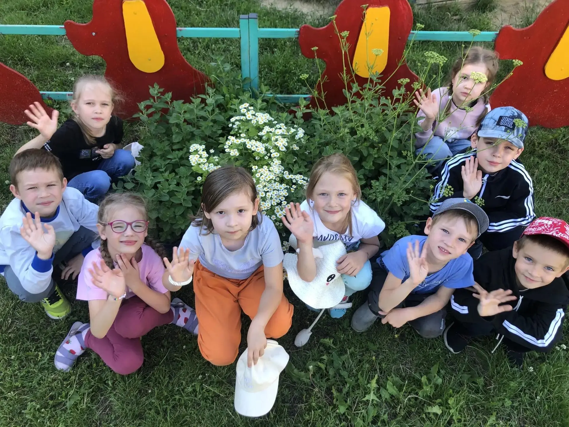 Семья — это самое главное! 🌼

Дорогие родители, спешим поделиться с вами теплотой наших сердец! В п
