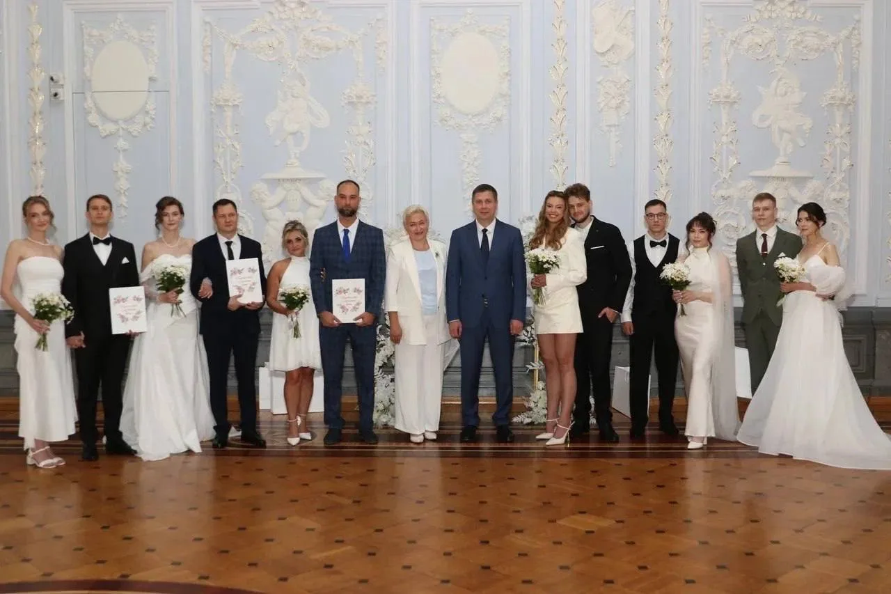💍 В День семьи, любви и верности в Нижегородской области сыграли больше 250 свадеб.