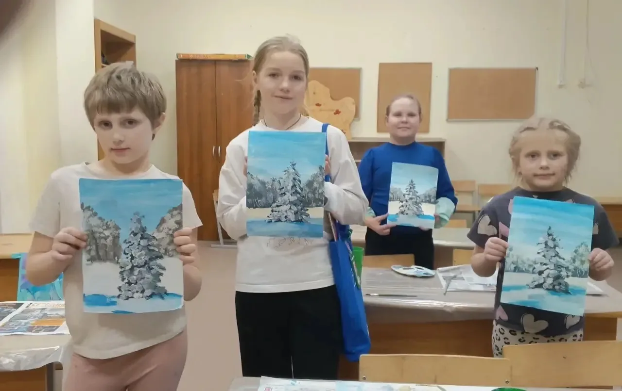 🎨БУДЕМ РИСОВАТЬ!  В корпусе на Тушинской улице, дом 2 открылась выставка наших юных художников.   На
