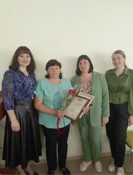 Сегодня 2 июня 2026 года принимает поздравления с 60  летним юбилеем социальный работни...