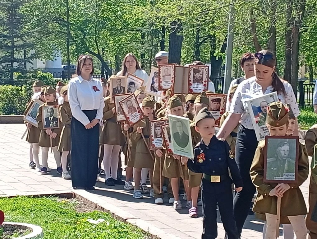 Сегодня наш детский сад традиционно принял участие в митинге, посвящённом Дню Победы.