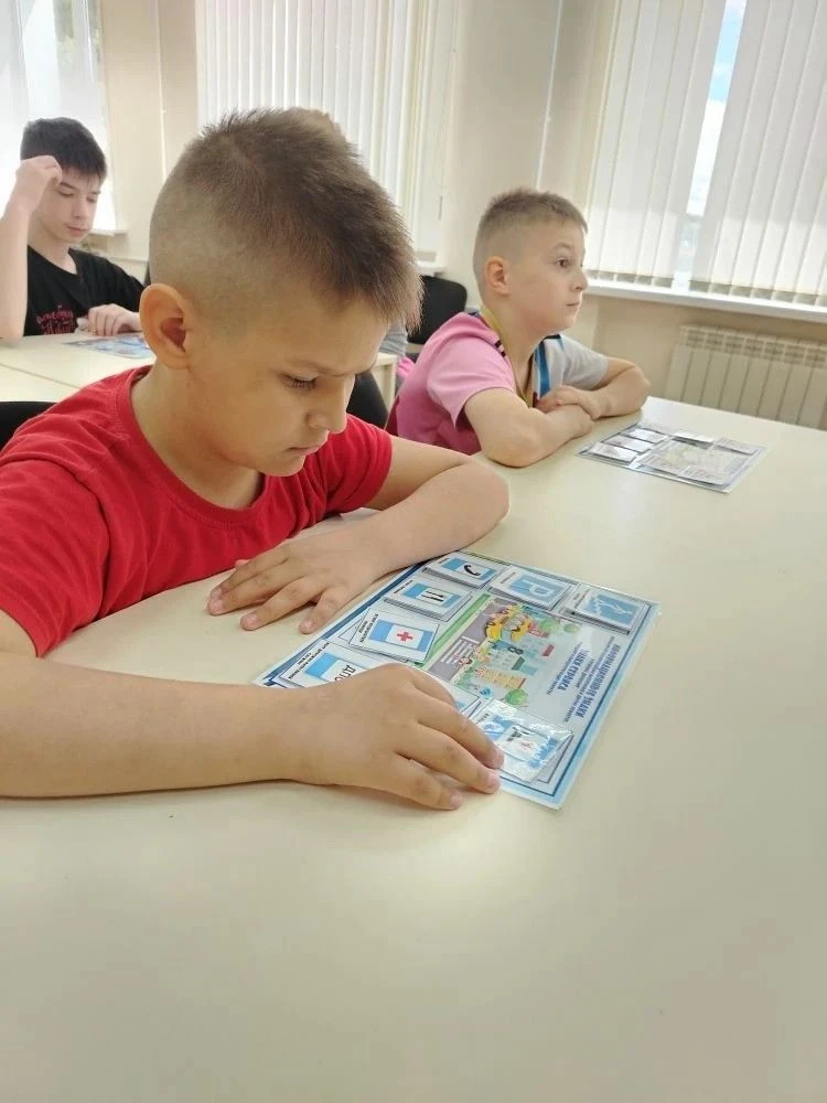 В Центре «СемьЯ» прошло занятие по безопасности дорожного движения