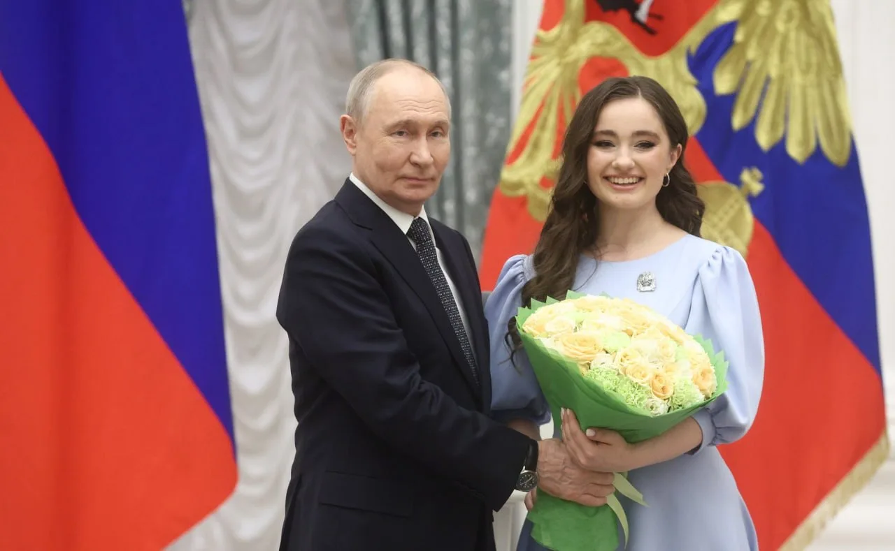 Владимир Владимирович Путин вручил премии Президента для молодых деятелей культуры и в области литер