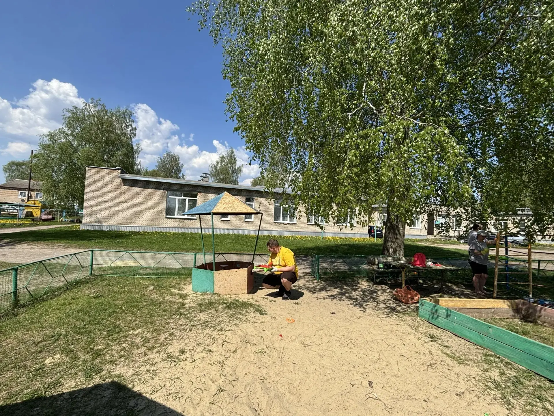 В рамках Года дошкольного работника в течение нескольких дней в нашем детском саду прох...