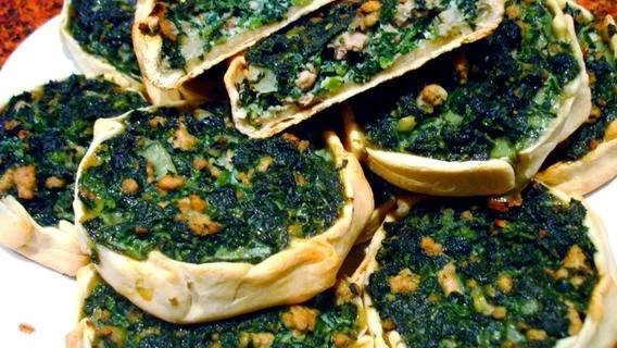 Пирожки с хвощом и соус из конопли. Необычные вкусы удмуртской кухни 🌾

Пост о самых необычных вкус