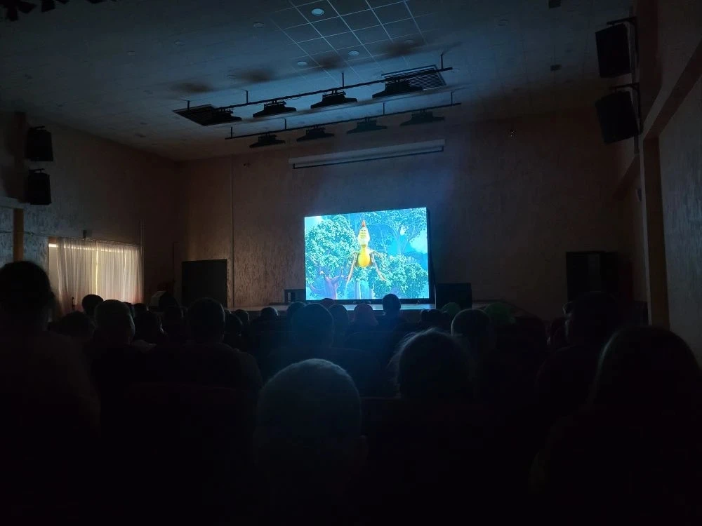 Четвёртый день в нашем лагере " Орлёнок "

✅Каждый день у нас, ребятки,
Начинается с зарядки.
Сделат