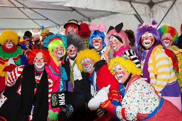 🤡 В Новосиле устроят парад клоунов в честь Полунина

Праздник в честь дня рождения легендарного зем