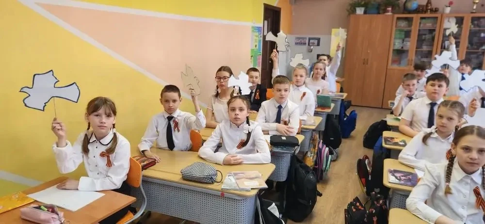 ⚜️РАЗГОВОРЫ О ВАЖНОМ⚜️ «Песни о войне. Ко Дню Победы»  Традиционно, каждый понедельник, мы начинаем 