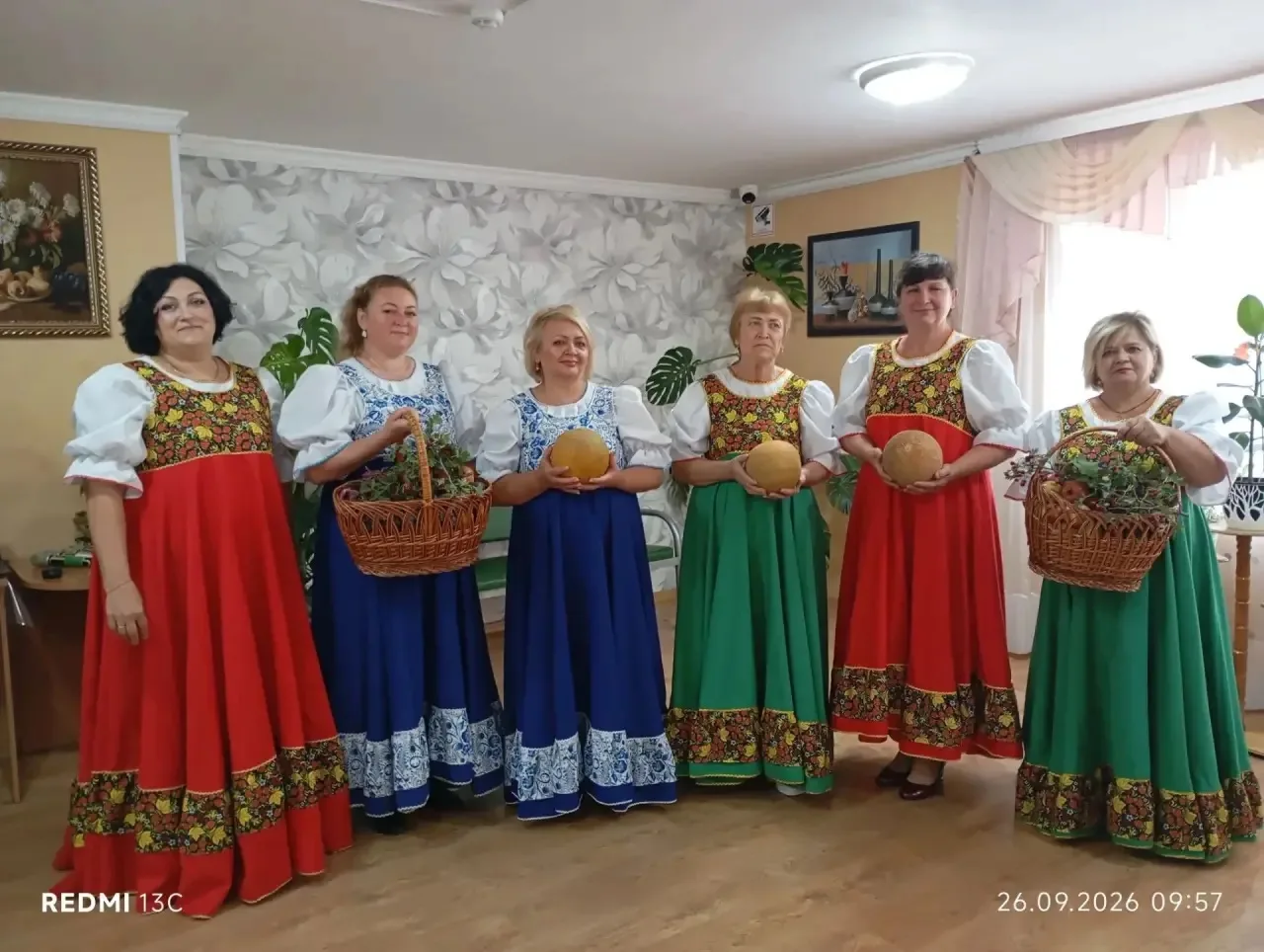 В Международный день пожилого человека Вознесеновский Дом культуры подарил жителям панс...