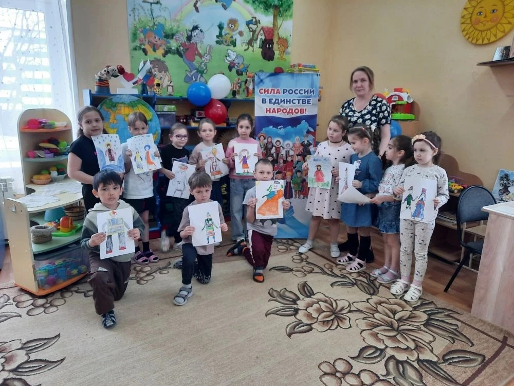 В рамках проекта " Предшкола: стандарт детского сада" на тематической неделе:" Инновационные техноло