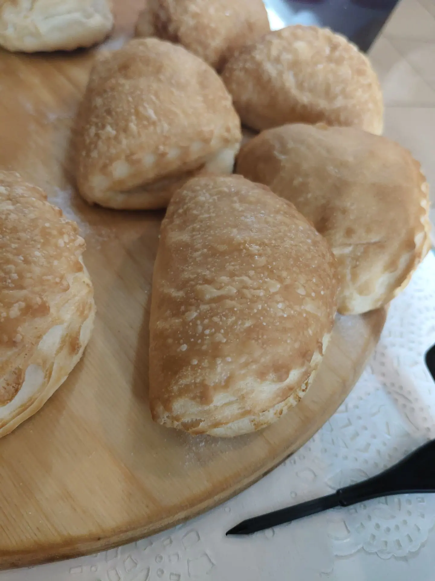 Сочник слоёный с творогом