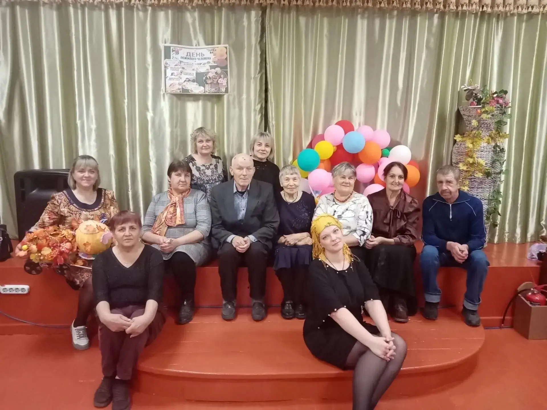 🍁В золотой осенний день, 1 октября, в посёлке Безлесный состоялся душевный праздник «Т...