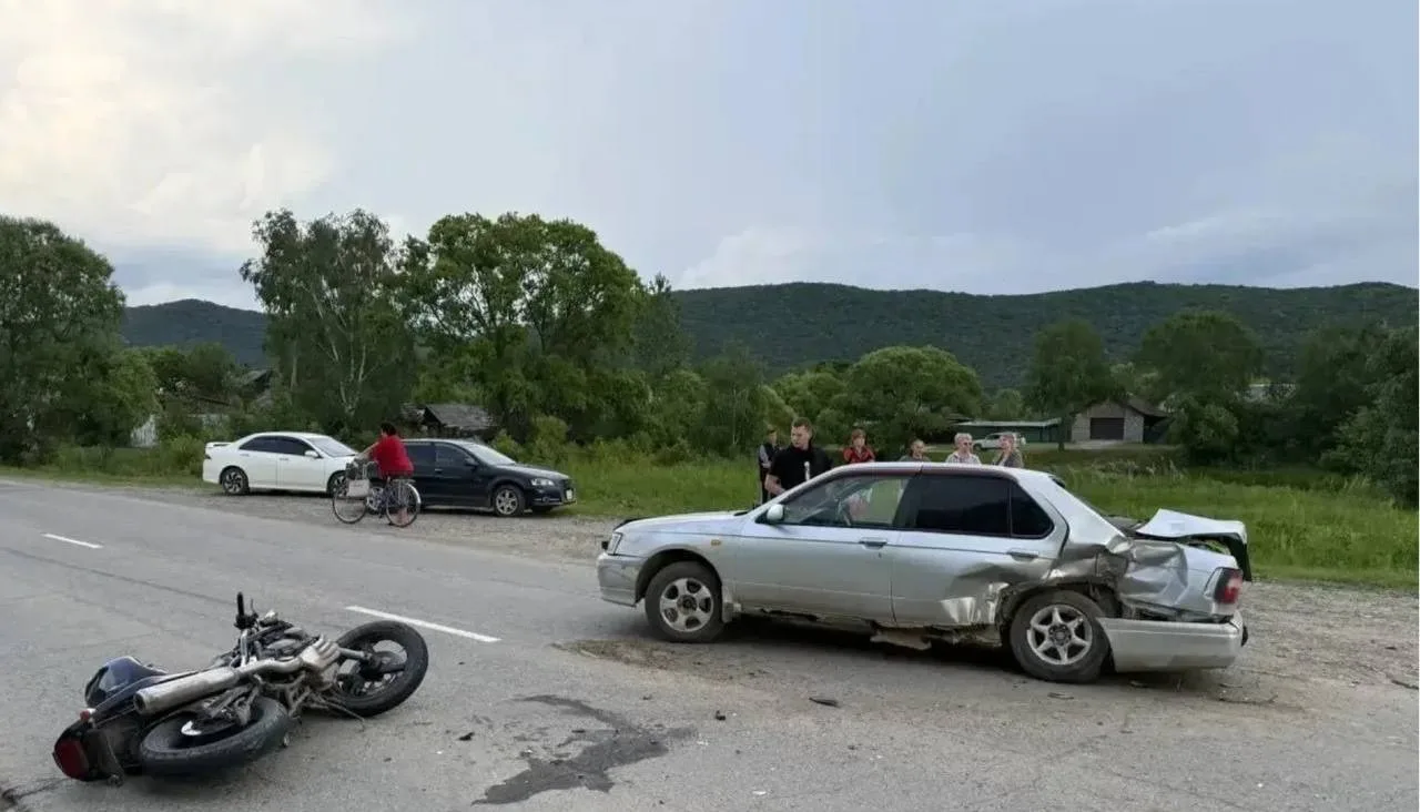 🚨 В Приморье погиб 15-летний мотоциклист, сообщает Прокуратура.

По предварительным данным, вечером