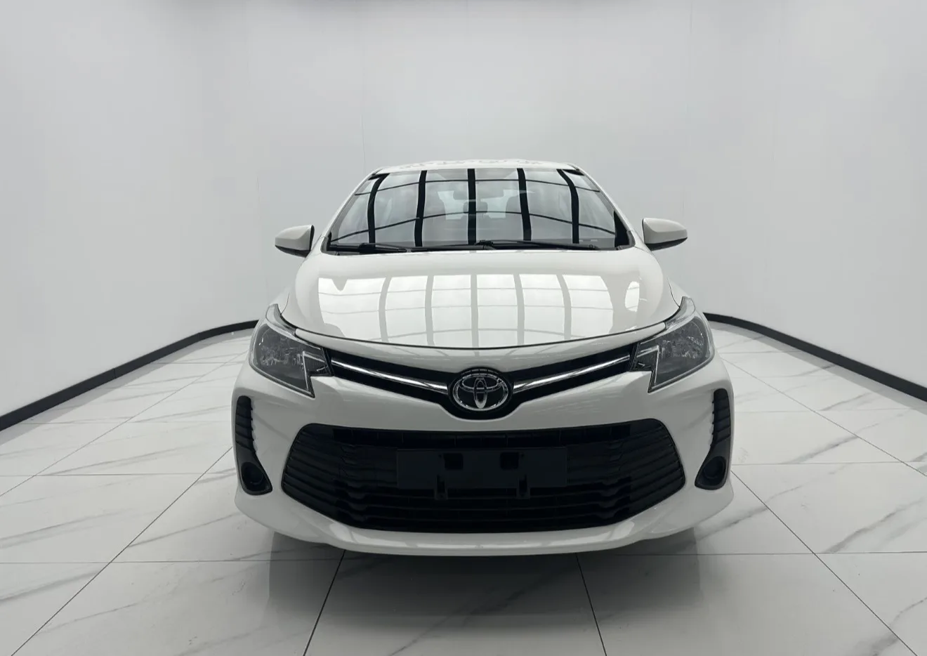 Toyota Vios 2021 model 1.5L CVT Pioneer Edition
Дата выпуска: 07.2022 
Пробег: 13.000 км 
Объем двиг