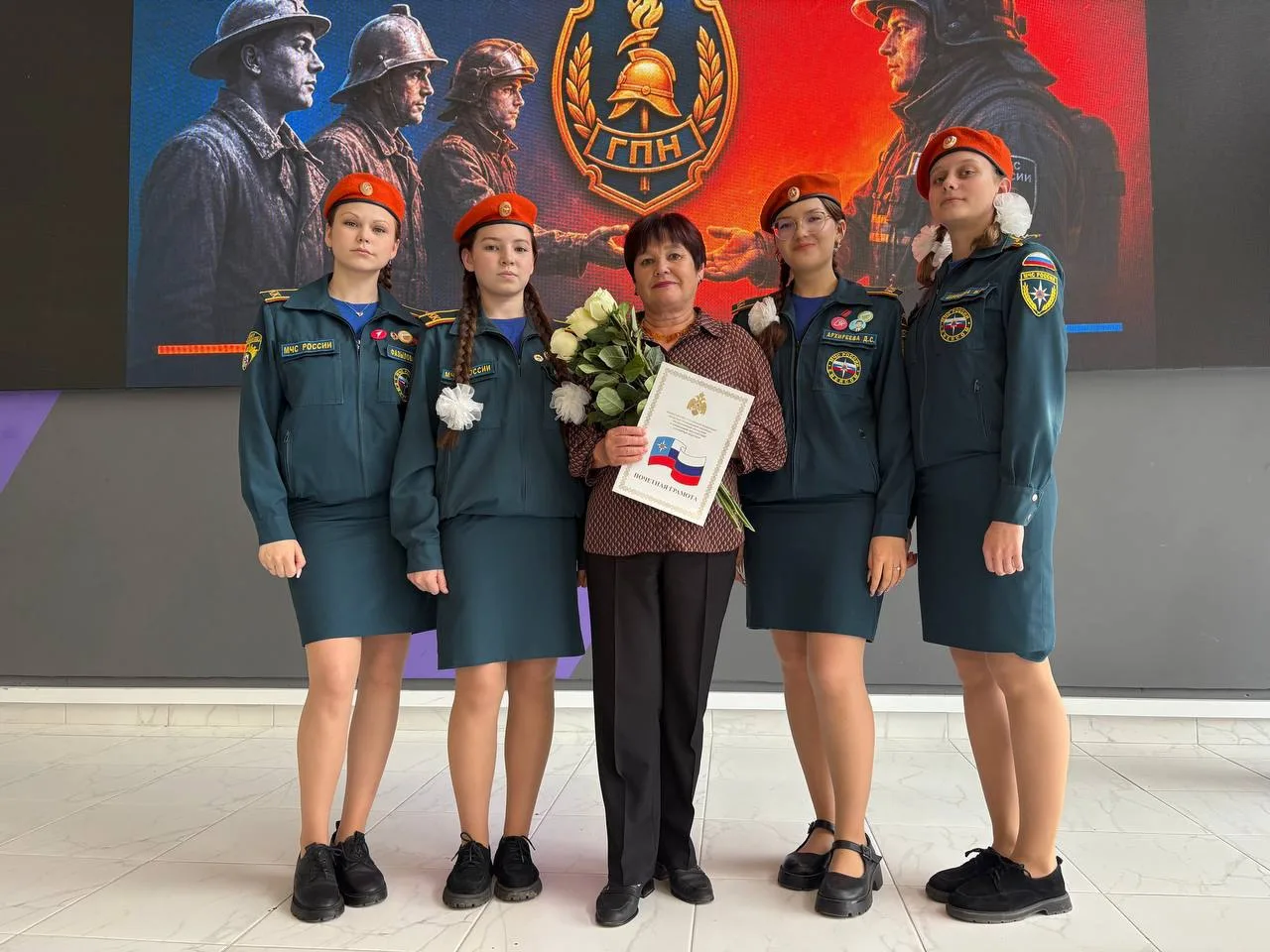 📌Плечом к плечу с историей: кадеты МЧС на 99 летии пожарного надзора.
✅Сегодня, 17 июля в Йошкар-Ол