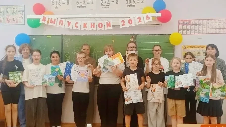 🎨✂Завершился ещё один год творческого поиска для отделений ИЗО и ДПИ в ДШИ «Ритм».