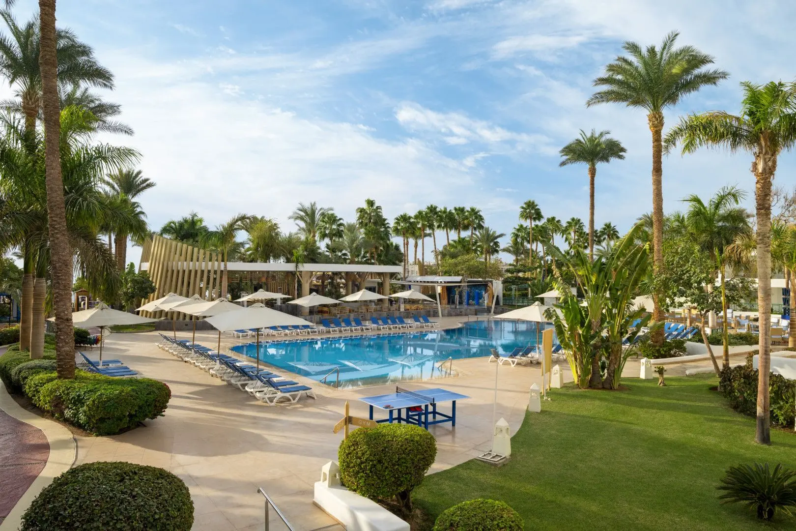 🏖Наама бей, Шарм
Наама-Бей (Naama Bay) — это один из самых популярных и оживлённых районов Шарм-эль
