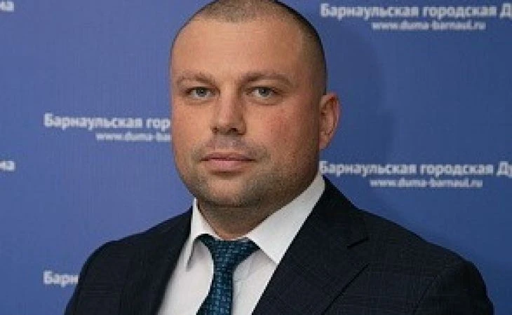 Мандат Виктора Томенко в Алтайском Заксобрании получит депутат Барнаульской Думы