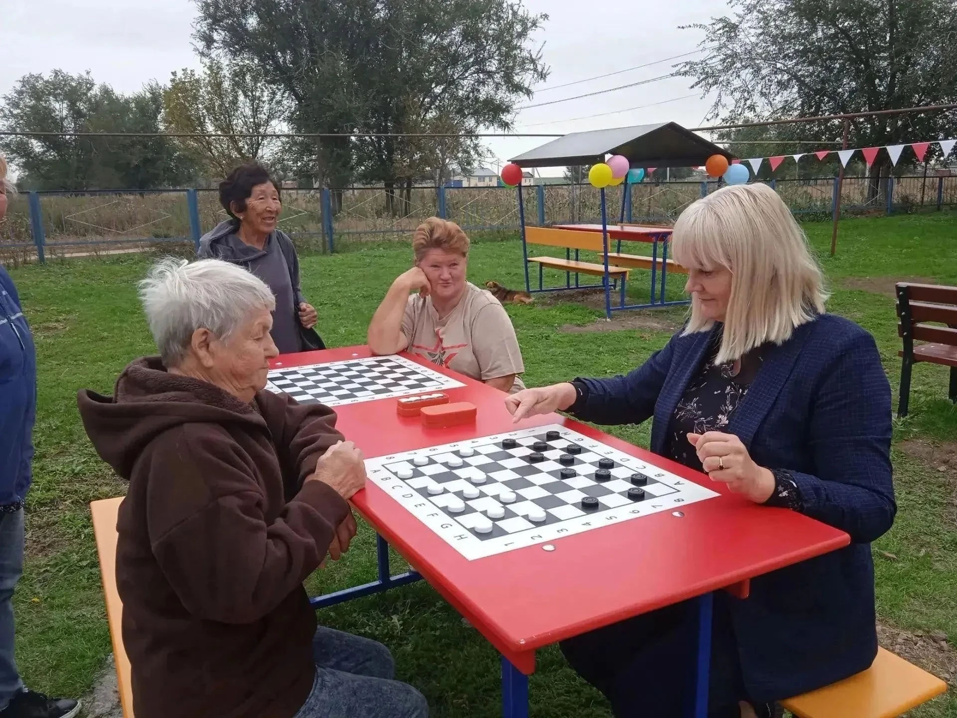 🥅 В саратовском селе на премию конкурса соорудили спортплощадку