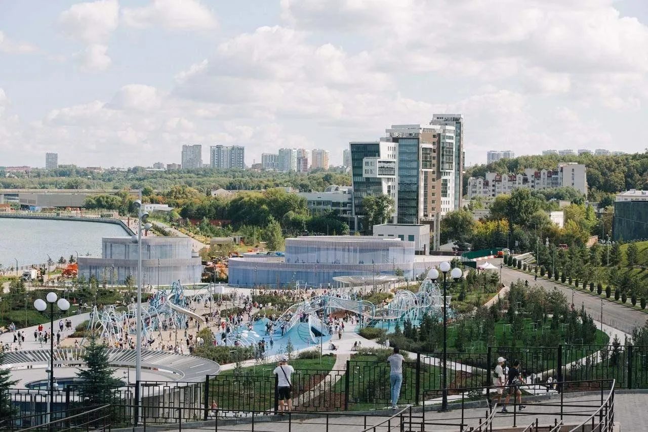 Классная возможность подзаработать подросткам в парках Казани.  В этом году стажировка пройдет в чет