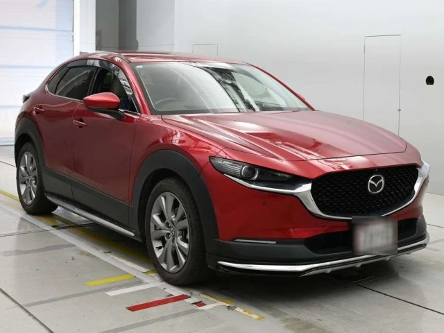 Очень достойный японский полноприводный паркетник 🇯🇵
Бывает и 2WD
MAZDA CX-30, от 2019 года и моло