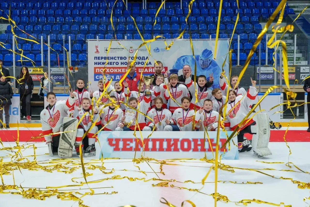🔥 «Красные крылья» — триумфаторы Первенства Нижнего Новгорода по хоккею! 🏆🦅