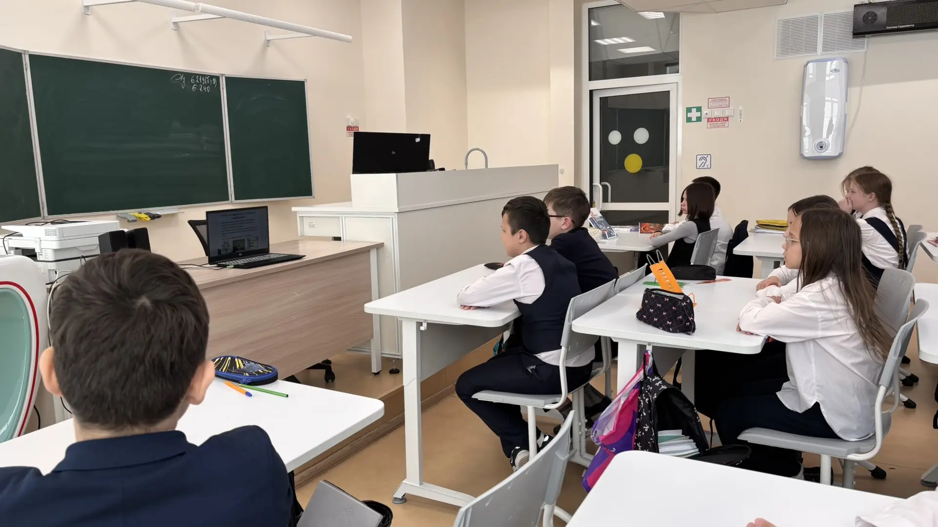 📌В нашем лицее прошли профилактические беседы, посвящённые важной теме — предупреждению острых кишеч