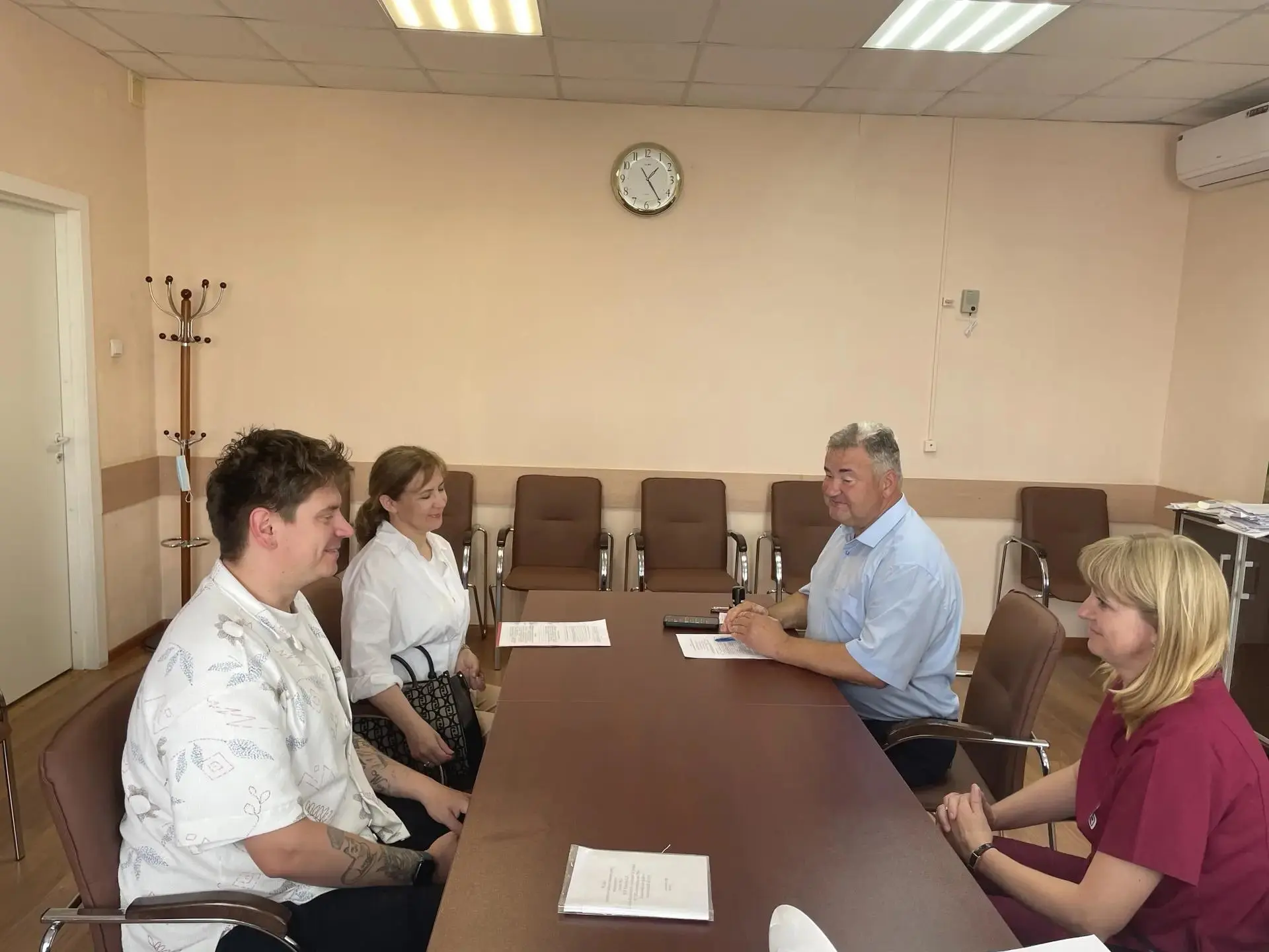 В Новохопёрскую больницу с рабочим визитом приезжали специалисты областного кожно-венерологического 