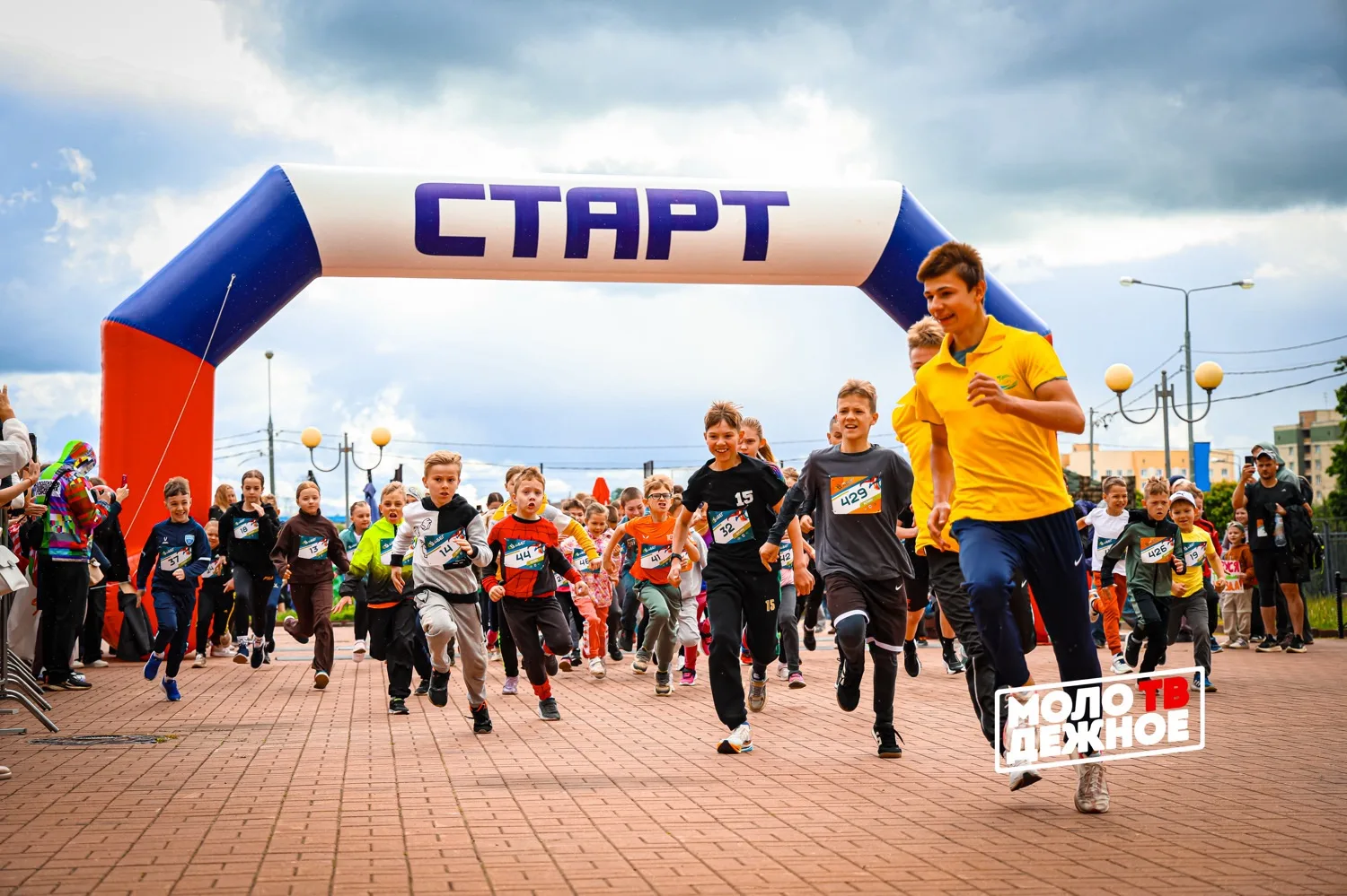 🏆В Клину прошёл традиционный полумарафон «КлинЗАбег» на 7️⃣, 1️⃣4️⃣ и 2️⃣1️⃣⏺️1️⃣ км п...