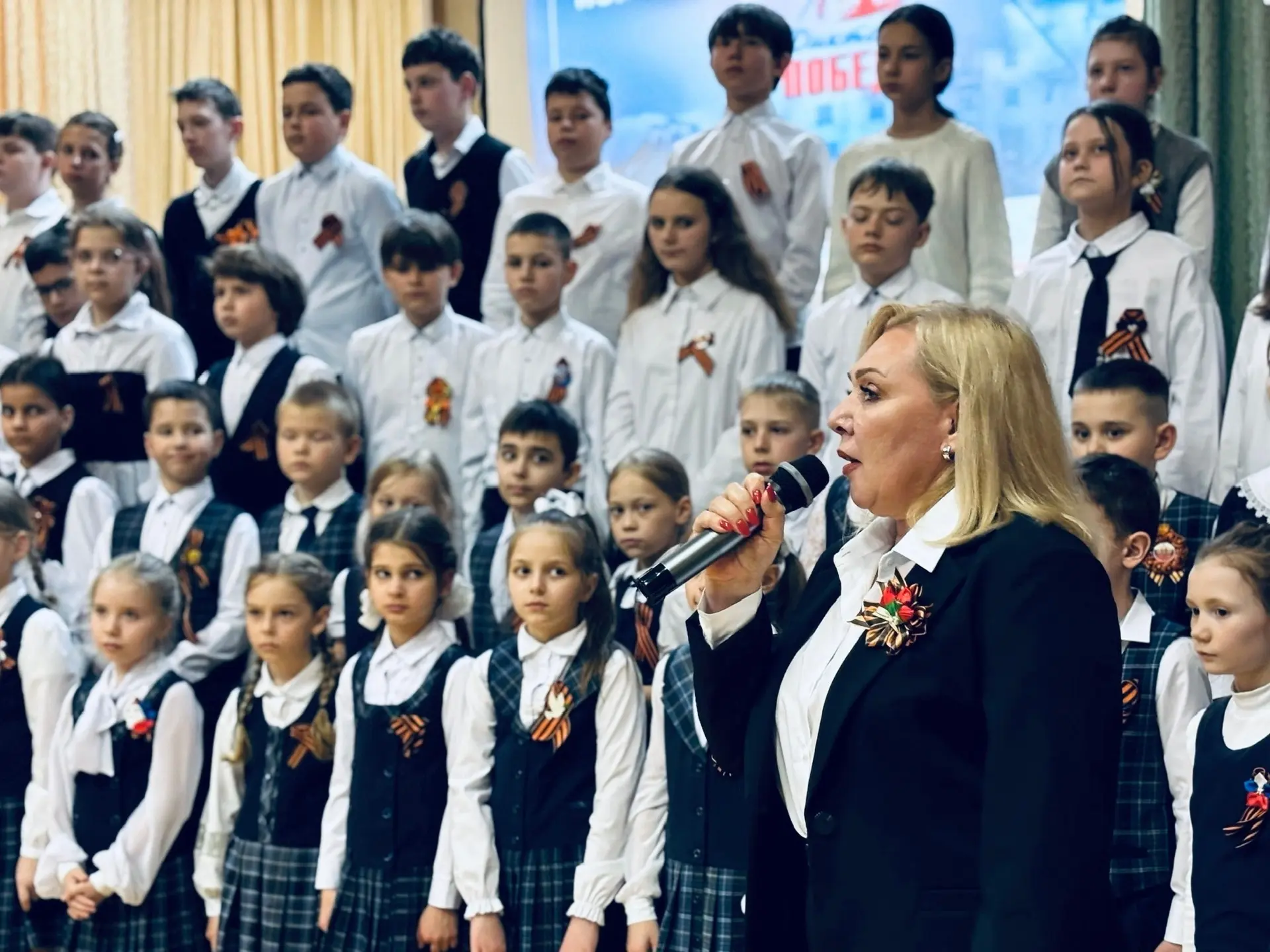 🇷🇺«ДИКТАНТ ПОБЕДЫ» В ШКОЛЕ №34: ЗНАТЬ, ЧТОБЫ ПОМНИТЬ   24 апреля в стенах нашей школы состоялась мас